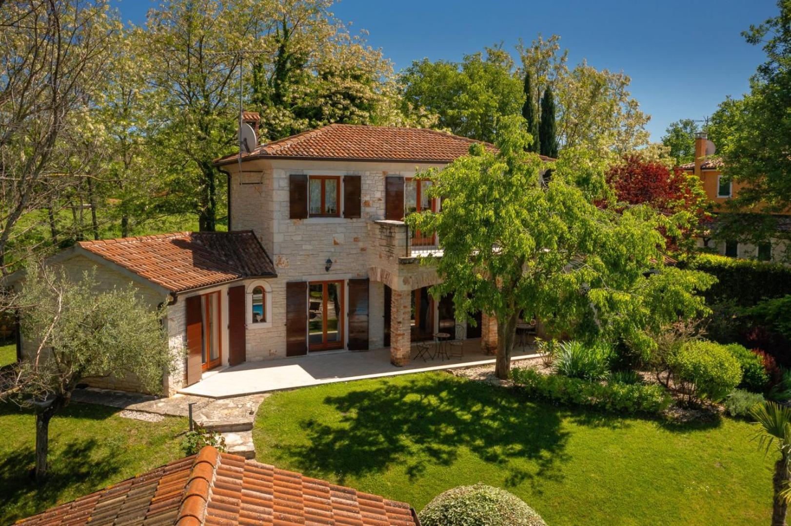 Rustic Villa Cehici With Pool In Sveti Lovrec Jehnici エクステリア 写真